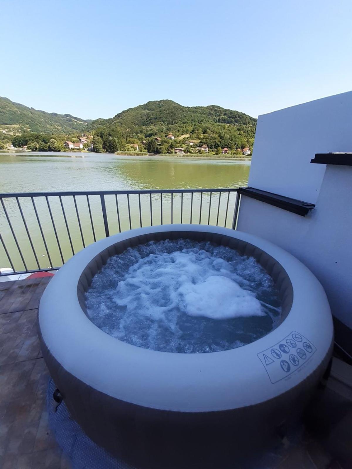 Vila Oaza - Zvornicko Jezero Zvornik Extérieur photo